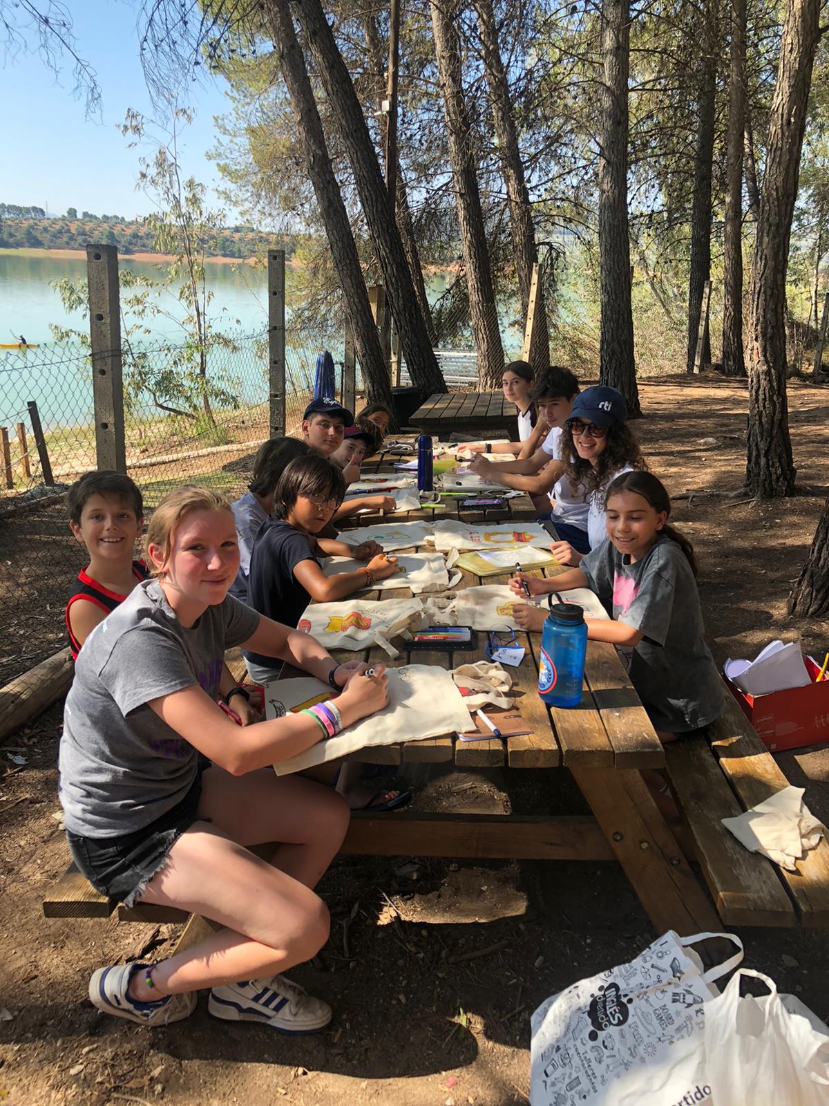 WhatsApp-Image-2023-07-03-at-11.09.38-1-1 Campamentos de verano en inglés